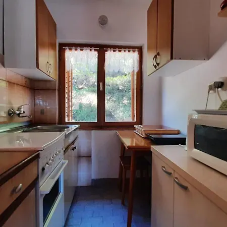 Apartment Miljenko Terasea Murter